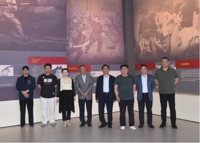 党委理论学习中心组到安徽楚文化博物馆开展主题调研